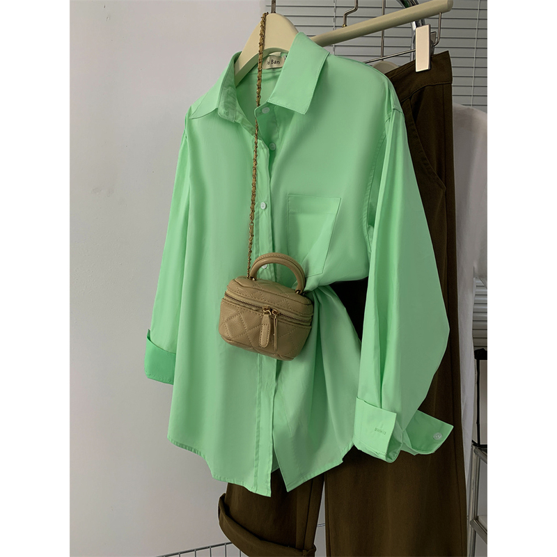 High-End Green Shirt for Women, New Spring and Autumn Korean Style, Loose Fit, Layered Design, Unique and Chic Western-Style Shirt High-End Green Shirt for Women, New Spring and Autumn Korean Style, Loose Fit, Layered Design, Unique and Chic Western-Style Shirt