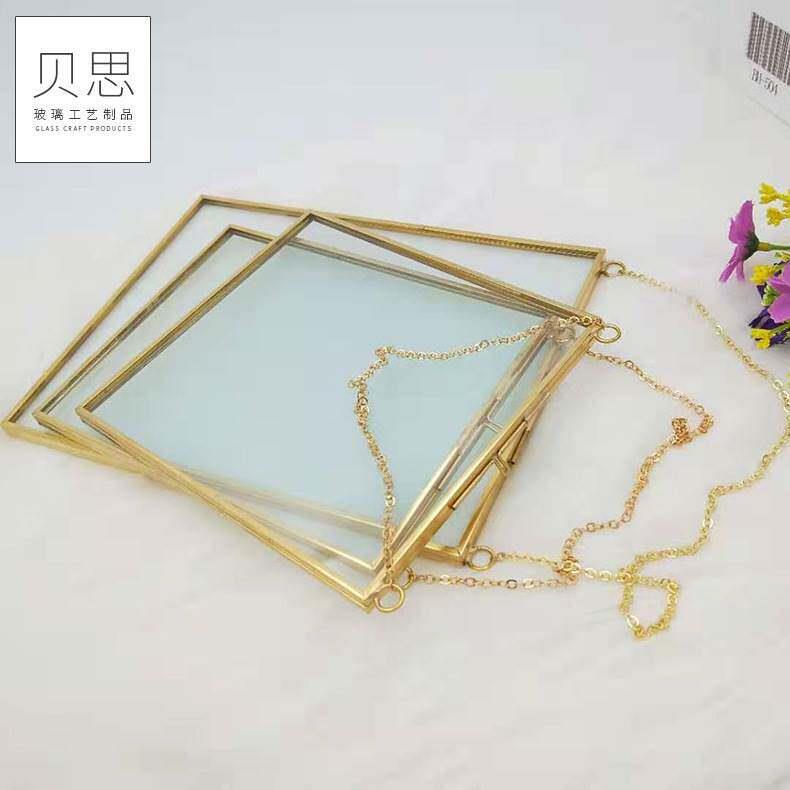 Photo Frame with Brass Vintage Finish, Creative Glass Artwork, Plant Specimen, Double-Sided Glass, Metal Plant
