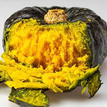 Beibei pumpkin 4.5 jin jin is equal to 0.5 kg. the powder is sweet and delicate.