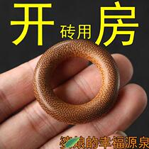 My wife doesn’t even know it ̲̅D̲̅D̲̅] I secretly turned into a steel bar and now I’m not tired after sitting for three stops.