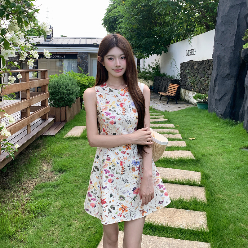 Knowfeel Studio French Pastoral Style Floral Dress Women's Summer Waist-Cinching A-Line Vest Dress Elegant Short Skirt