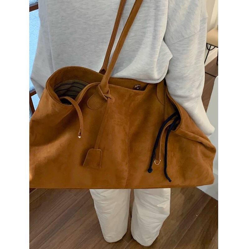 「Ohyoudo」Retro Large Tote Bag/Korean Style Suede Shoulder Bag, Fashionable Commuter Bag, Versatile New Style 「Ohyoudo」Retro Large Tote Bag/Korean Style Suede Shoulder Bag, Fashionable Commuter Bag, Versatile New Style