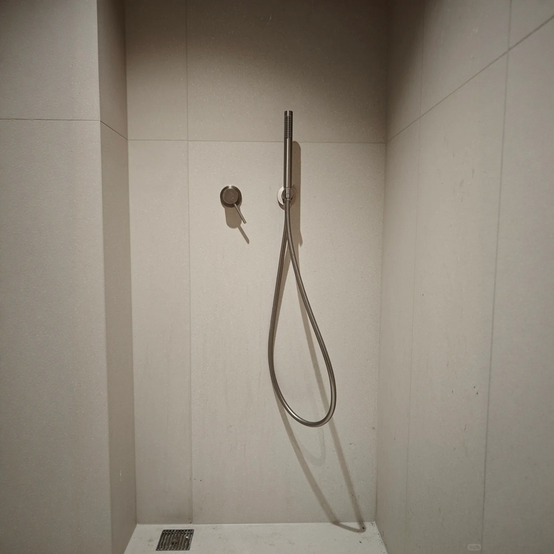 Minimalist Topless Spray All-Copper Brushed Nickel Concealed In-Wall Embedded Hot and Cold Shower Set