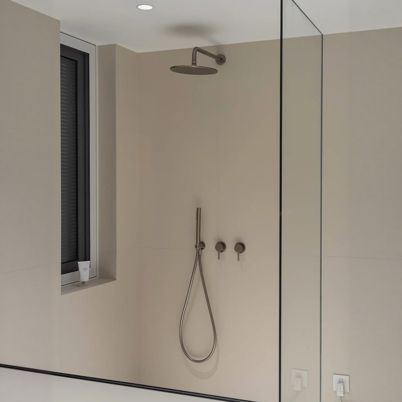 Italian Minimalist Brushed Nickel Concealed Wall-Mounted Showerhead, All-Copper Hot and Cold Pre-Embedded Hidden In-Wall Shower