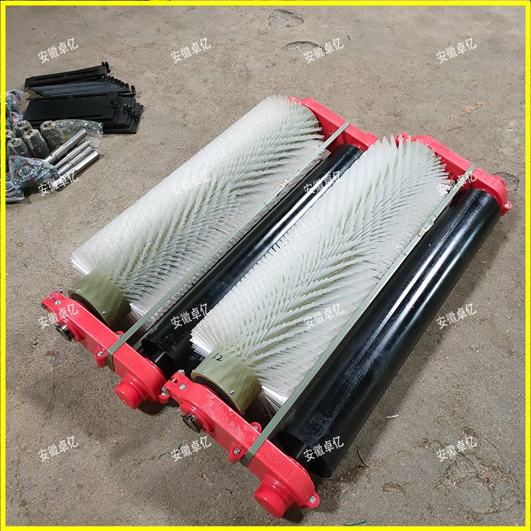 Unpowered Roller Brush Cleaner Conveyor Belt Brush Belt Machine Passive Roller Brush Electric Brush Cleaner Aluminum Alloy