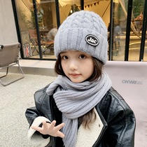Girls Hat Autumn and Winter 2024 New Childrens Scarf Two-piece Set Winter Warm Girls Pullover Hat Winter Trendy