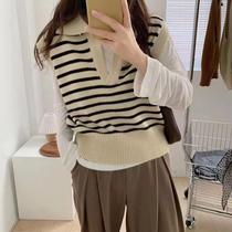 (Large quantity discount) Striped lapel knitted 2023 new autumn color-blocking short vest Korean style loose waistcoat