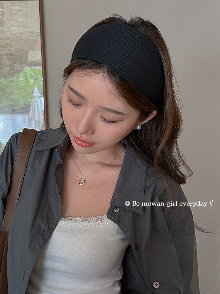 Yi Mengling's Same Style Korean Knitted Autumn and Winter Headband for Women, Fitness Sports Style, Widened Headband, High-End Headwear