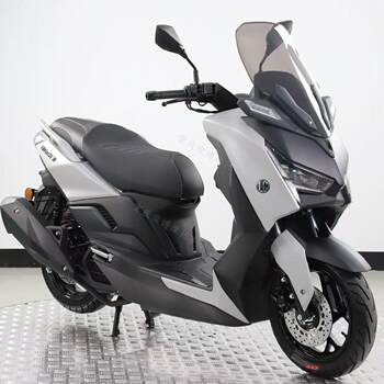 Jiajue high-end pedal 007 flat-panel pedal motorcycle 150 water-cooled motorcycle commuter car can be registered