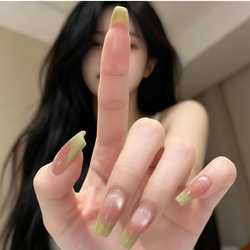 Summer Icy Green French Cat-Eye Nail Tips That Enhance Complexion, 2026 New Popular Style, High-End and Elegant Nail Art