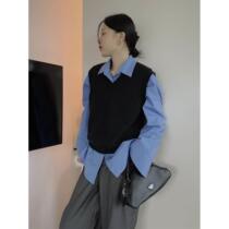 2022 early autumn knitted vest for women solid color V-neck fashion Korean style loose sleeveless sweater layered vest