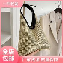 This years popular bags for women 2024 new fashion shoulder portable armpit bag mobile phone bag summer woven bag