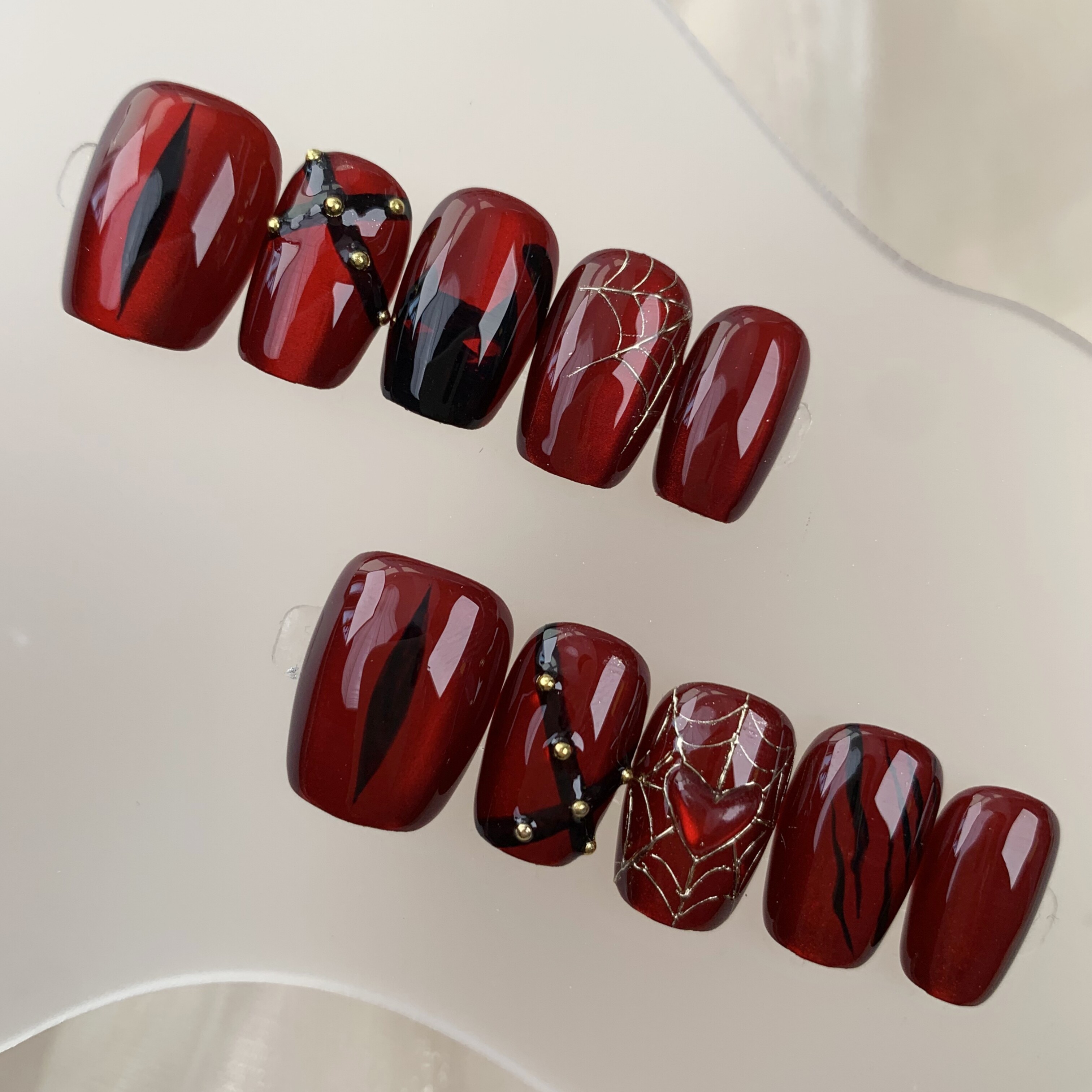 B908151 Devil Cat | Halloween-themed handmade nail art with hand-painted cat-eye design, a sophisticated and niche design.