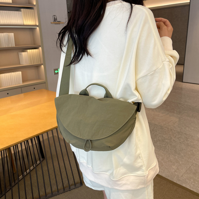 Lulu Magnetic Dumpling Bag Canvas Chest Bag Sports Cycling Waist Bag Fitness Waterproof Single Shoulder Crossbody Bag for Women
