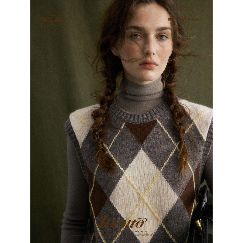 Iceiito*Base Card*100% Wool Imported Intarsia Craft Diamond Pattern British Retro Spring and Autumn Woolen Vest Iceiito*Base Card*100% Wool Imported Intarsia Craft Diamond Pattern British Retro Spring and Autumn Woolen Vest