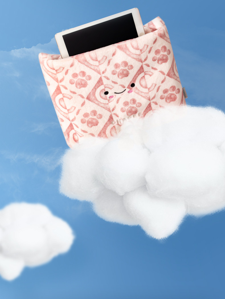 【中國直郵】 霸王茶姬 好朋友毛絨單肩包手提包手腕包可愛帆布包 桂馥蘭香款*1個