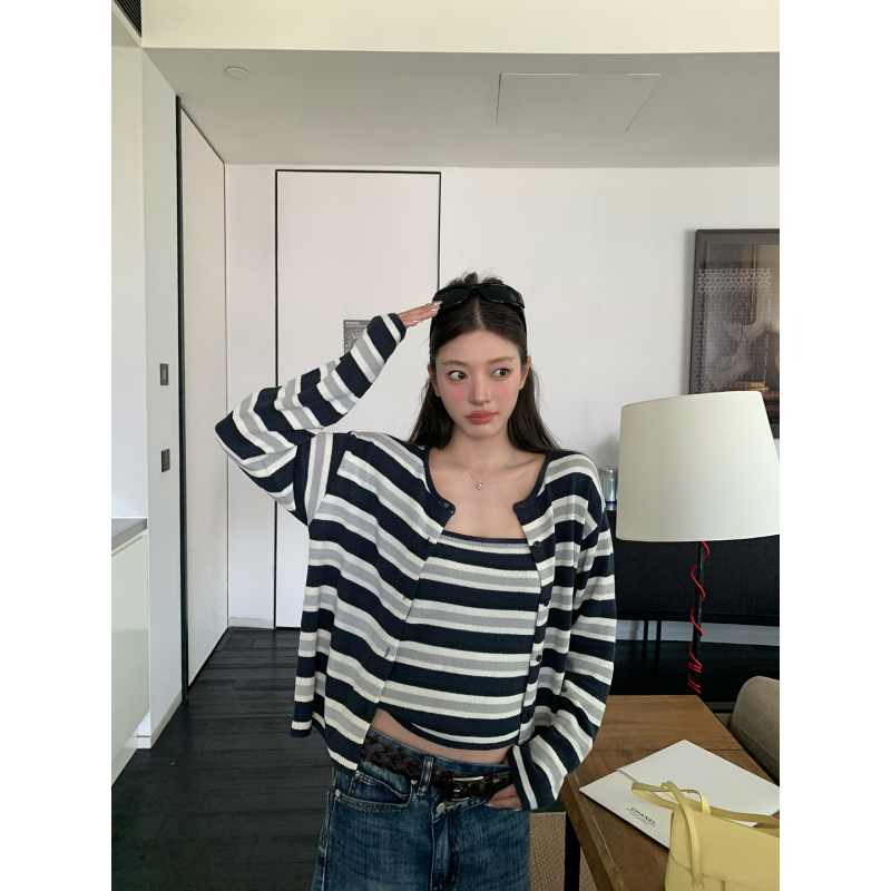 Braces-Style Big Dog [Lazy Stripes] Striped Knit Two-Piece Set Short Cardigan Camisole Casual Knit Suit
