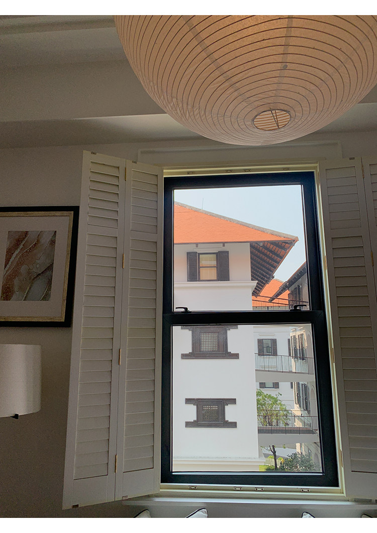 牙套大汪【春日野莓】ажурная кардиган с фактурной поверхностью, круглым вырезом и цветочным принтом на пуговицах