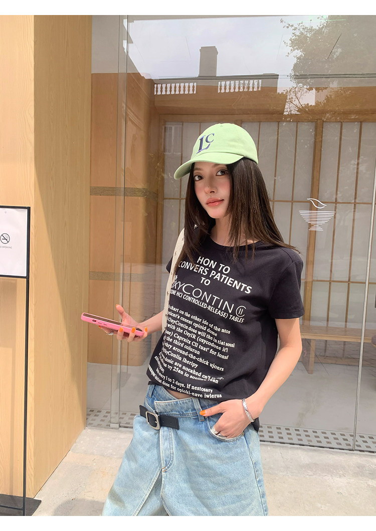 牙套大汪 [Буквенная формула] Повседневная футболка с коротким рукавом с принтом букв универсальная блуза