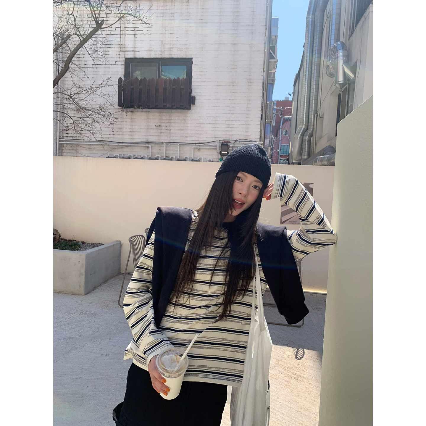 牙套大汪 [Девочка-эскиз] Футболка с длинными рукавами и круглым вырезом в неровную полоску