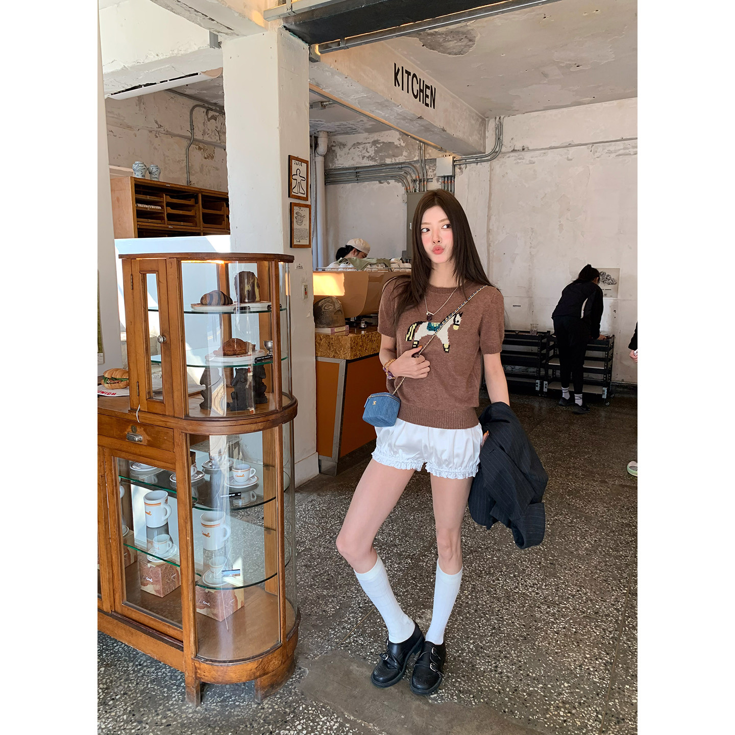 牙套大汪 【Мадридское детство】 Отличный состав! Двухцветный вязаный джемпер с короткими рукавами и жаккардовым узором пони