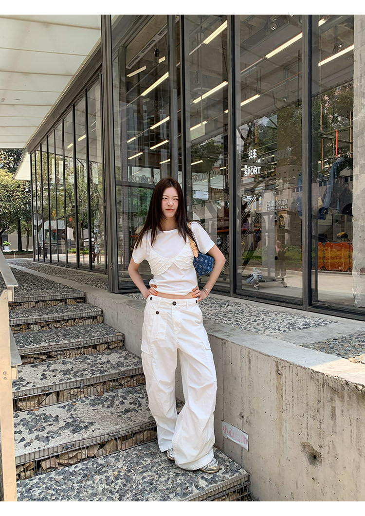 牙套大汪 Комплект из двух цветов: топ с рюшами и футболка с круглым вырезом