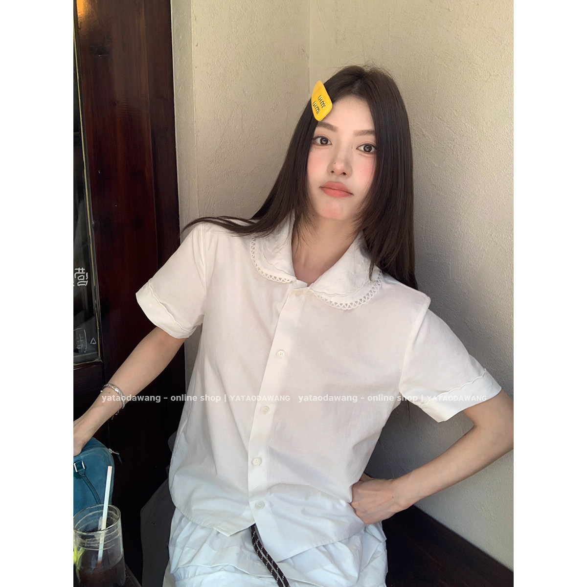 Женский комплект miu - белая рубашка с короткими рукавами и юбка в корейском стиле