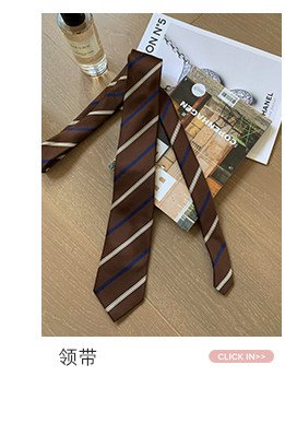 Стильные женские джинсы средней длины с эффектом потертости 牙套大汪