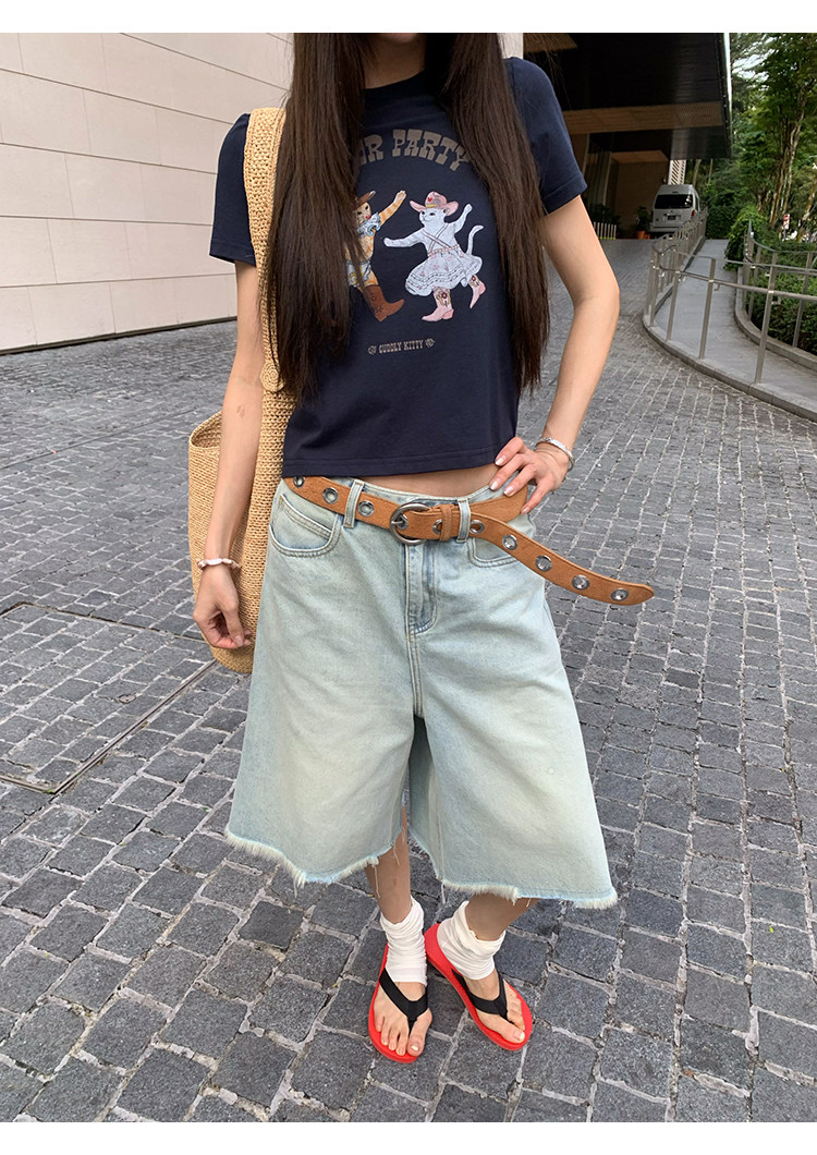 Супер милая новая модель 2026 приталенная футболка с принтом букв Dancing Kitten