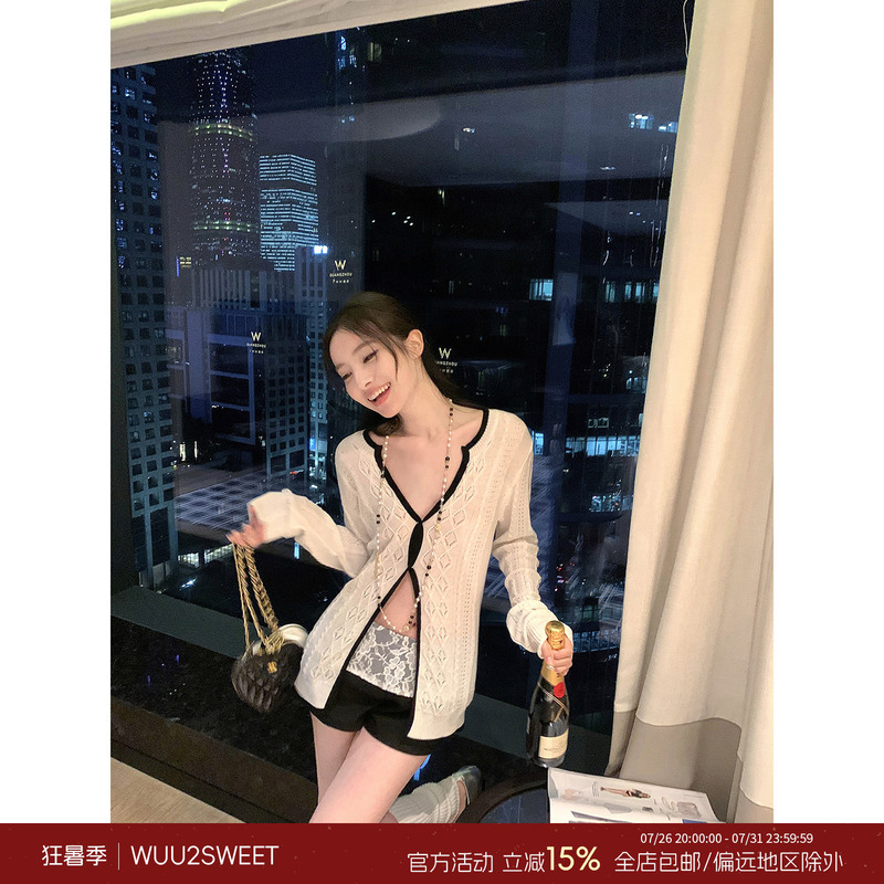 Wu Tai Tian's Same Style Wool Hollow-Out V-Neck Long-Sleeve Thin Knit Top for Women, Early Autumn Design Blouse