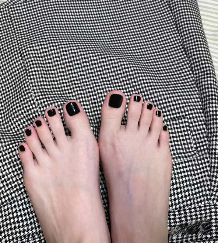 Wearable Toenail Manicure Patches, Simple Black Toenail Patches, New High-End Style, Whitening, Handmade Finished Product