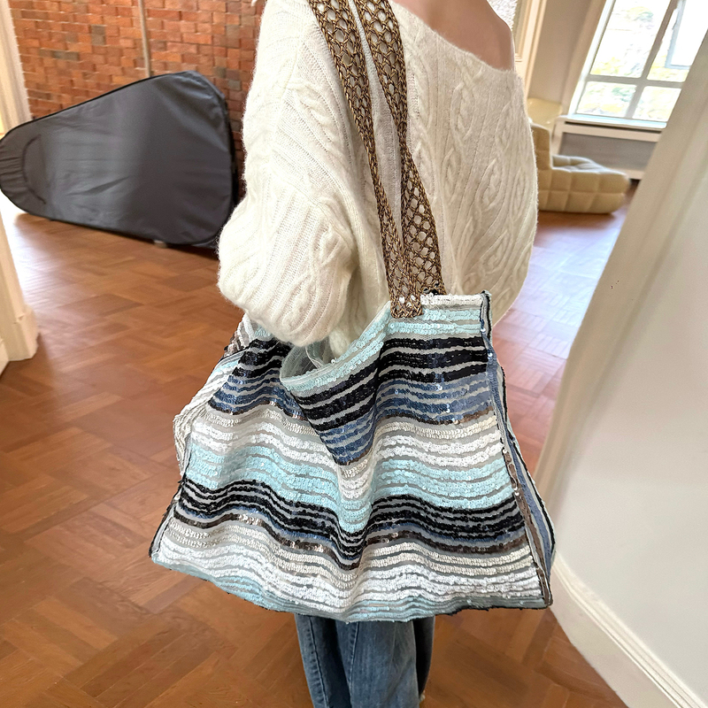 Andnever E Sequin Stripe “The Roar of the Waves” Shoulder Bag Large Capacity Casual Bag Beach Bag