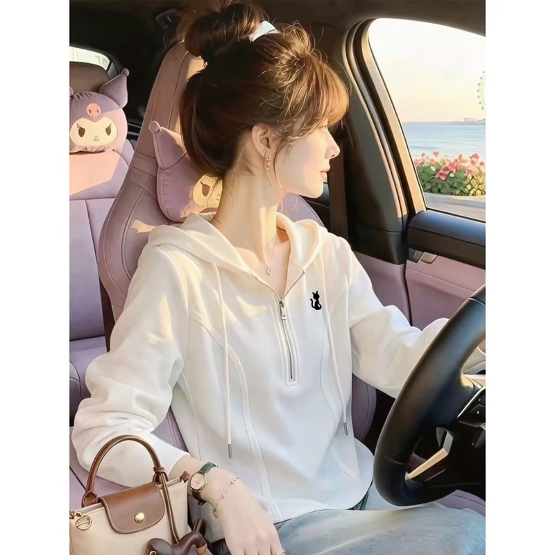 Hooded White Long-Sleeved T-Shirt for Women, Suitable for Outerwear, Early Autumn and Winter 2026 New Style, Loose Fit, Slimming, Soft and Comfortable, Regular Shoulder Zipper Top