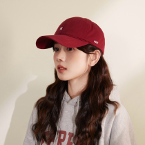 Korean simple embroidered baseball cap for women soft-top sun hat for all seasons fashionable and versatile burgundy peaked cap for men