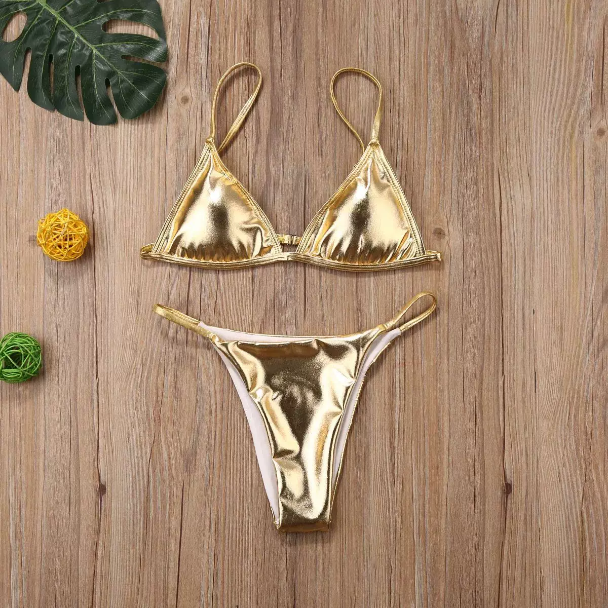 [2024 Women's Gold Bikinis Set Hot Summer Sexy Padded Triangl]