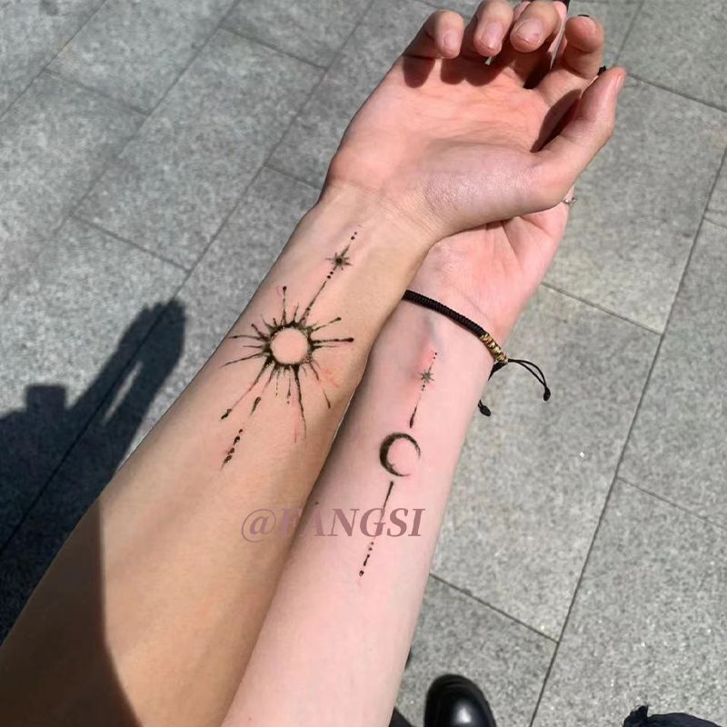 Couple Style Moon Phase Double Drawing Herbal Tattoo Stickers, Waterproof, Rub-Resistant, Long-Lasting, Trendy and Cool, Realistic Arm Tattoos for Men and Women