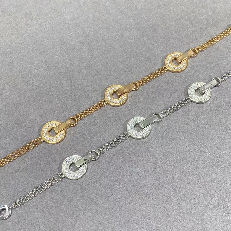 Light Luxury Copper Coin Bracelet, Fortune Round Coin Donut, 18K Rose Gold Plated, Niche Design Three-Ring Bracelet Light Luxury Copper Coin Bracelet, Fortune Round Coin Donut, 18K Rose Gold Plated, Niche Design Three-Ring Bracelet