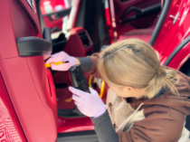 Obsessive-compulsive disorder car care car interior cleaning interior hall cleaning high-temperature steam cleaning obsessive-compulsive disorder rubbing clip