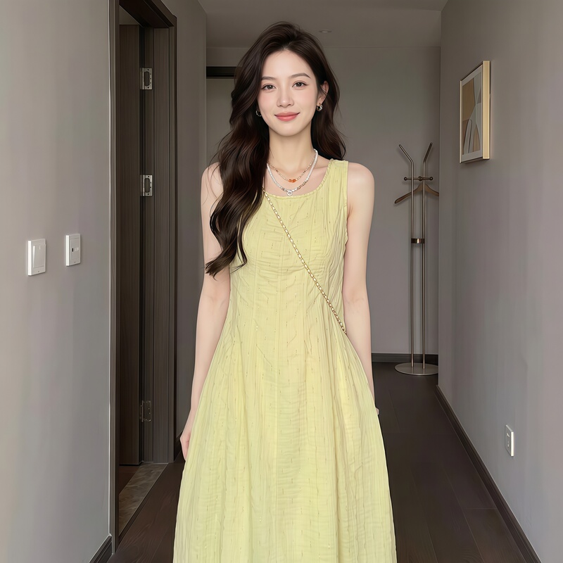 Simple and Gentle Style Yellow Sleeveless Dress for Women, Summer Elegant Slimming Waist-Cinching Tank Long Dress, 2026 New Model Simple and Gentle Style Yellow Sleeveless Dress for Women, Summer Elegant Slimming Waist-Cinching Tank Long Dress, 2026 New Model