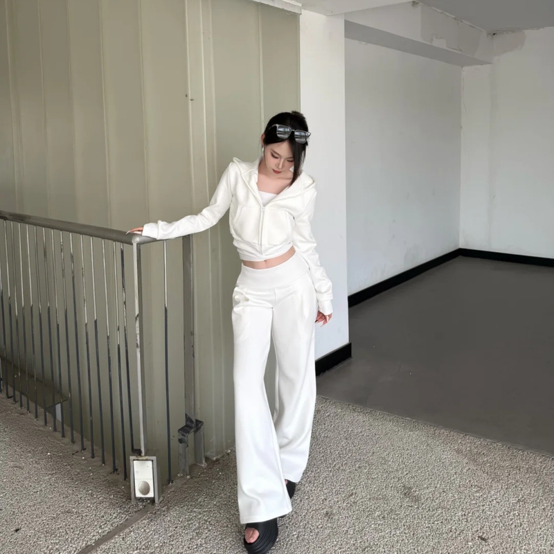 2026 New Style White Sports Style Long-Sleeved Short Zipper Sweatshirt Jacket High-Waisted Straight Casual Pants Suit for Women 2026 New Style White Sports Style Long-Sleeved Short Zipper Sweatshirt Jacket High-Waisted Straight Casual Pants Suit for Women