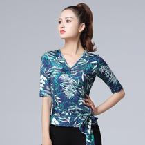 Design sense strap irregular short-sleeved T-shirt womens summer 2024 new waist slimming ice silk top sweater