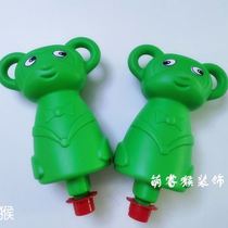 Is the double rocking the Trojan horse toy teething?Indoor Outsourcing Stilts Stilts Nursery School Horse Thickened Plastic Children