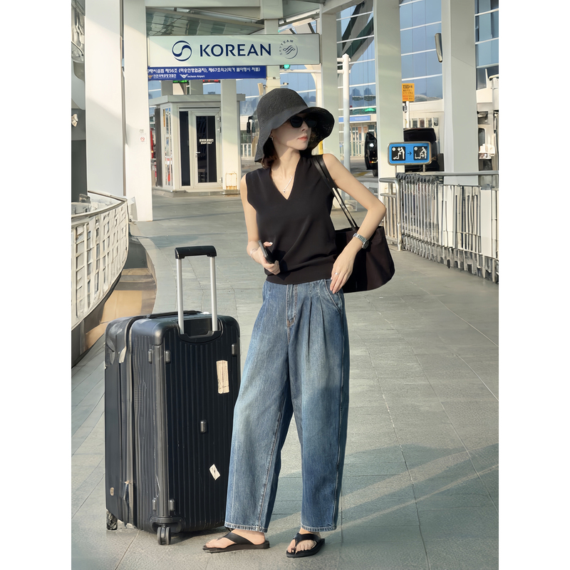 【Boss Zhou】Relaxed and Casual, New Summer Fashionable and Stylish Airport Jeans 【Boss Zhou】Relaxed and Casual, New Summer Fashionable and Stylish Airport Jeans