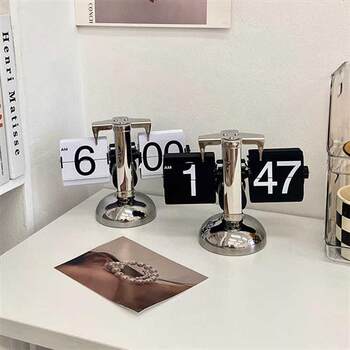Extremely fast automatic page-turning clock, table clock, home clock, tabletop, living room tabletop, tabletop, tabletop, retro mechanical light luxury
