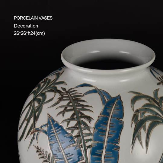 东方巴黎青花瓷“椰树丛林”新中式花瓶玄关浮雕彩瓷花瓶艺术摆件