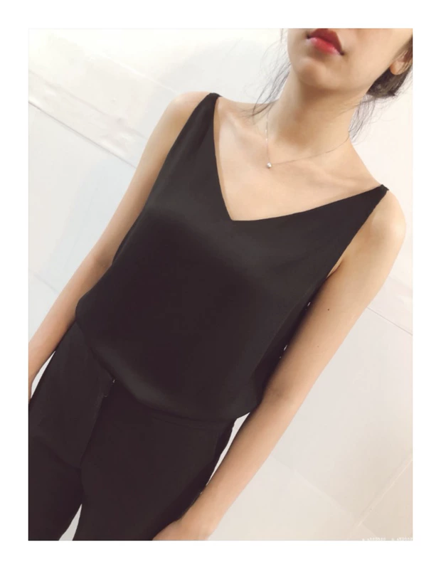Áo voan cổ chữ V