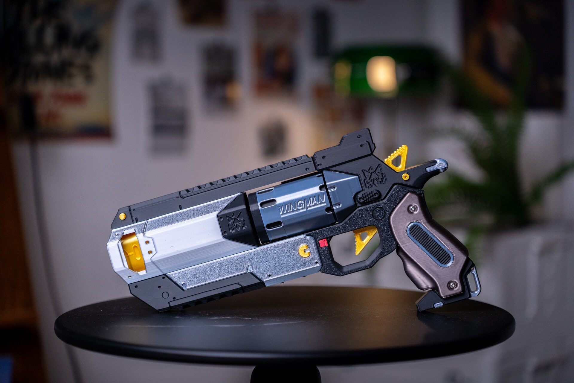 apex小帮手1:1比例大小cos道具模型可展开检视cosplay 3D打印