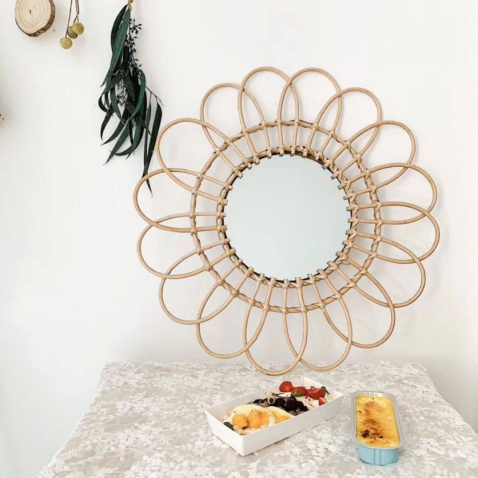 New vine chic dresser makeup mirror Creative Decorative Round Mirror Folk Living Room Genguan Hanging Mirror Brief About Nordic Art