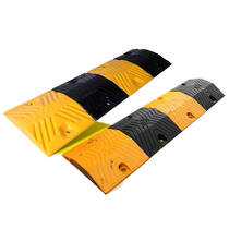 Ludi cast steel deceleration belt speed limit cast iron service area logistics park rubber deceleration ridge large truck compression buffer belt