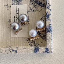 Pearl earrings womens earrings niche unique light luxury Internet celebrity earrings high-end 2023 autumn and winter new hot style 2024